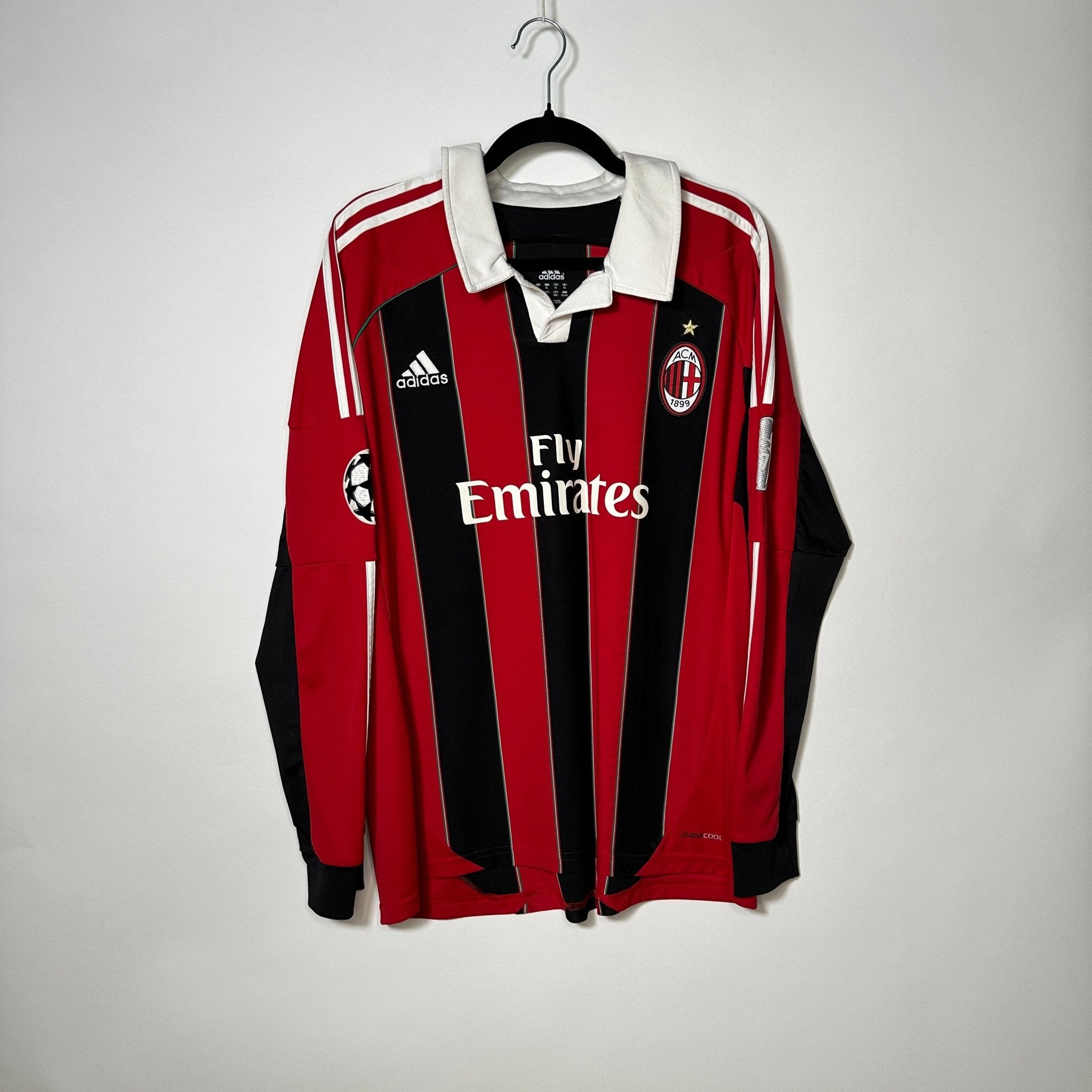 AC Milán Local 2012 - Dorsal Strasser (Manga Larga) - Talla XL - YaelitoMix