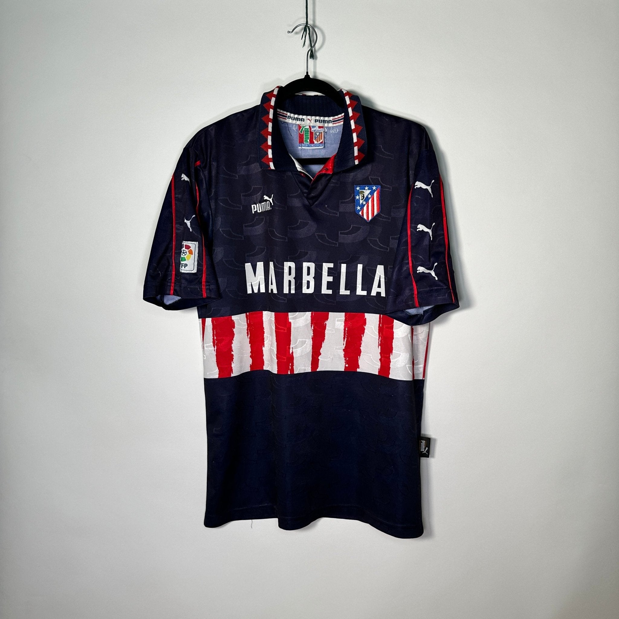 Atlético de Madrid Visita 1997 - Dorsal “Cholo” Simeone - Talla M - YaelitoMix