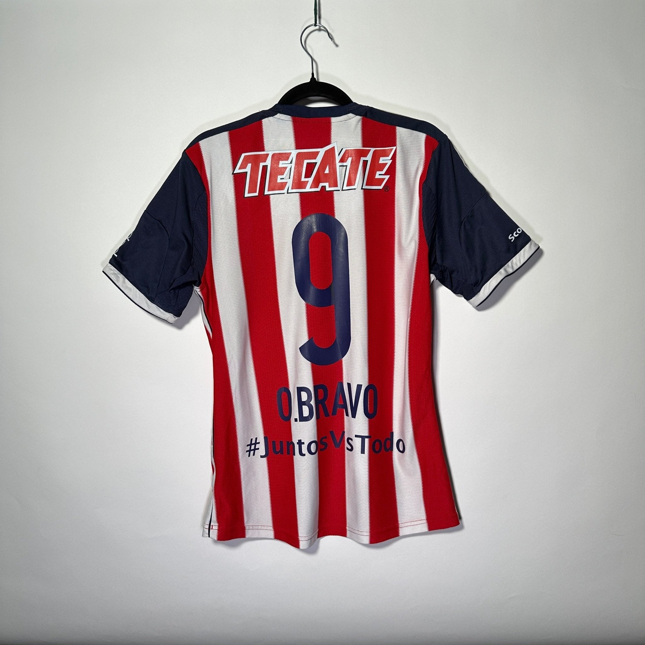 CD Guadalajara Local 2013 - Dorsal Omar Bravo (Versión Jugador) - Talla L/G - YaelitoMix
