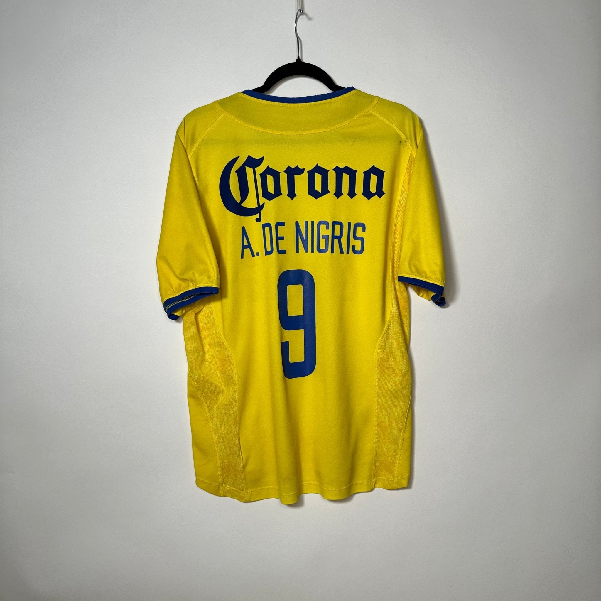 Club América Local 2002 - UTILERÍA Antonio De Nigris - Talla L/G - YaelitoMix