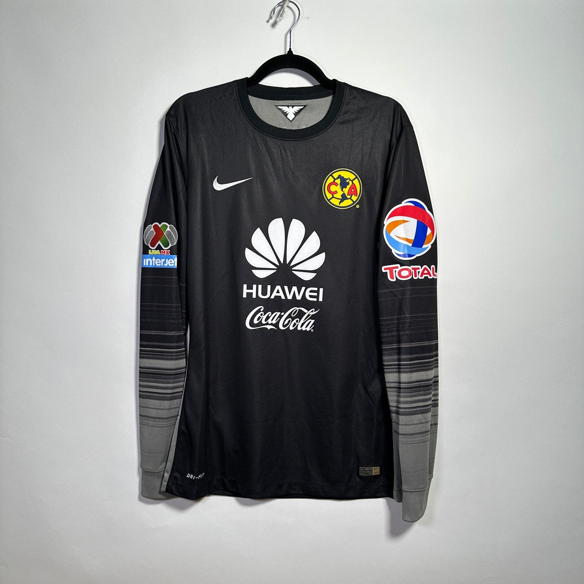 Club América Portero 2015 - UTILERÍA Moisés Muñoz - Talla M - YaelitoMix