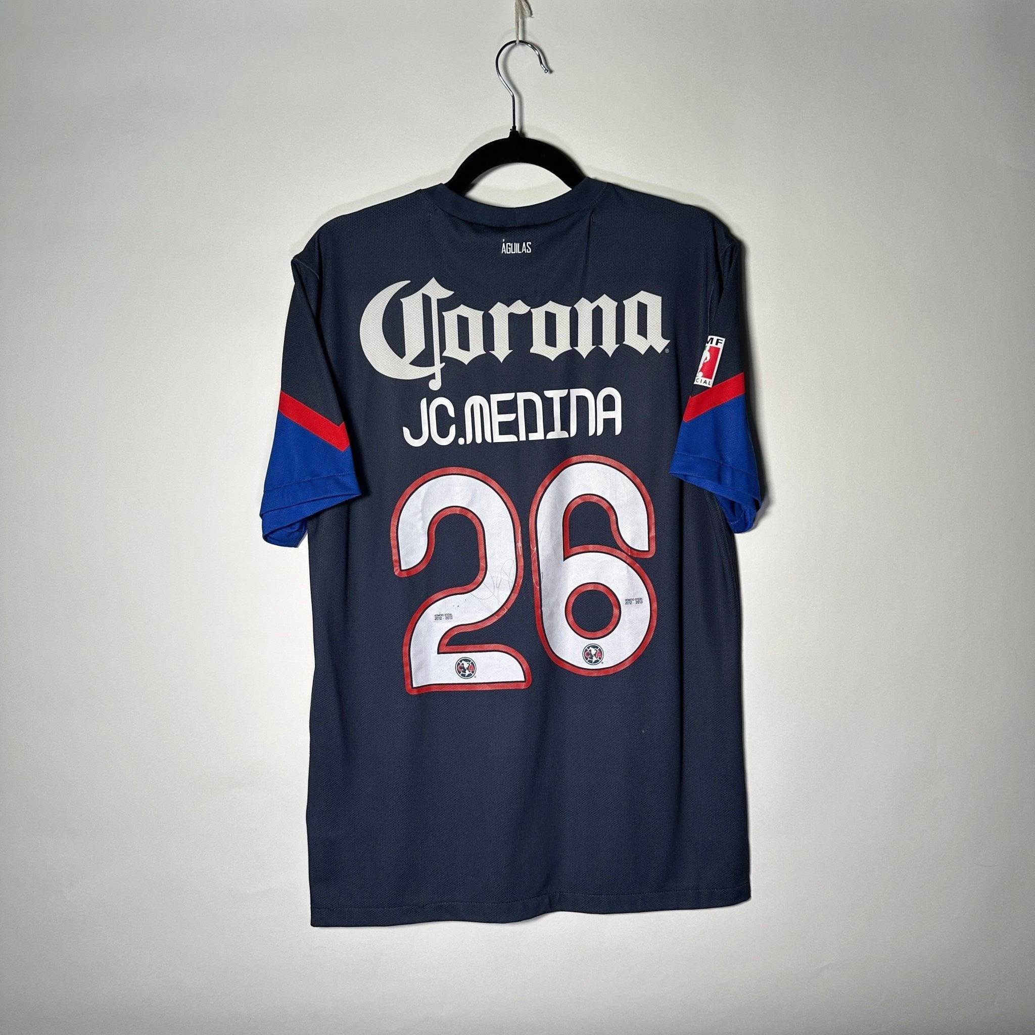 Club América Visita 2012 - Dorsal Juan Carlos Medina (Autografiada por el plantel) - YaelitoMix