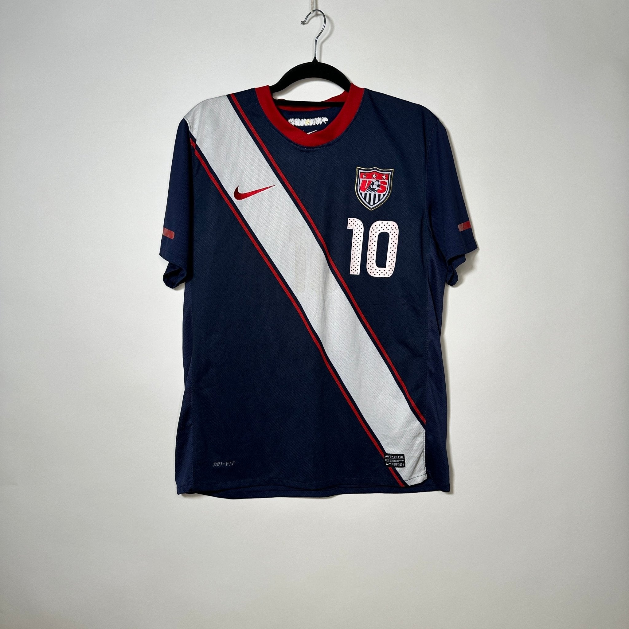 Estados Unidos Local 2010 - Dorsal Donovan - Talla M - YaelitoMix