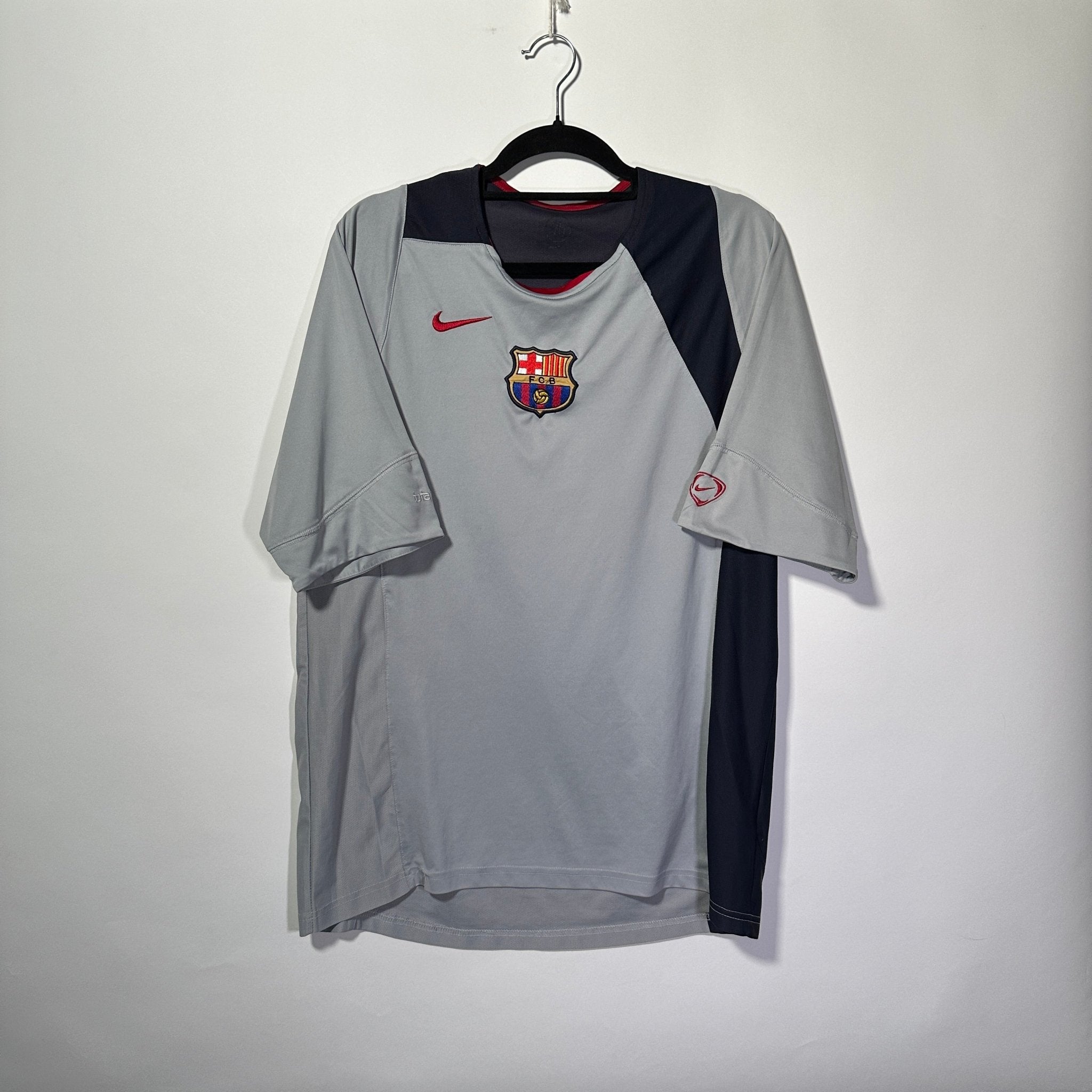 FC Barcelona Entrenamiento 2004 - Talla L/G - YaelitoMix