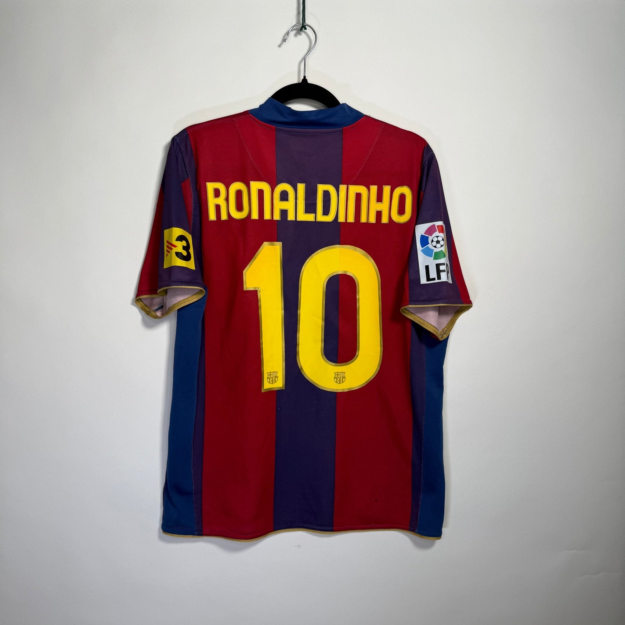 FC Barcelona Local 2007 - Dorsal Ronaldinho - Talla M - YaelitoMix