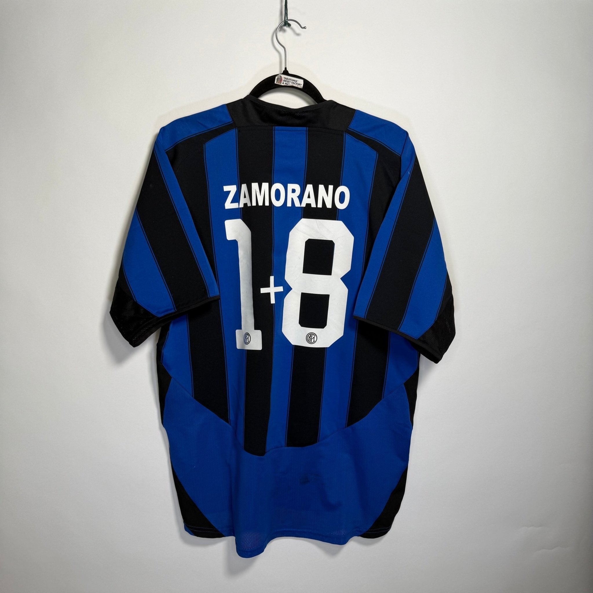 Inter de Milán Local 2003 - Dorsal Ivan Zamorano - Talla L/G - YaelitoMix