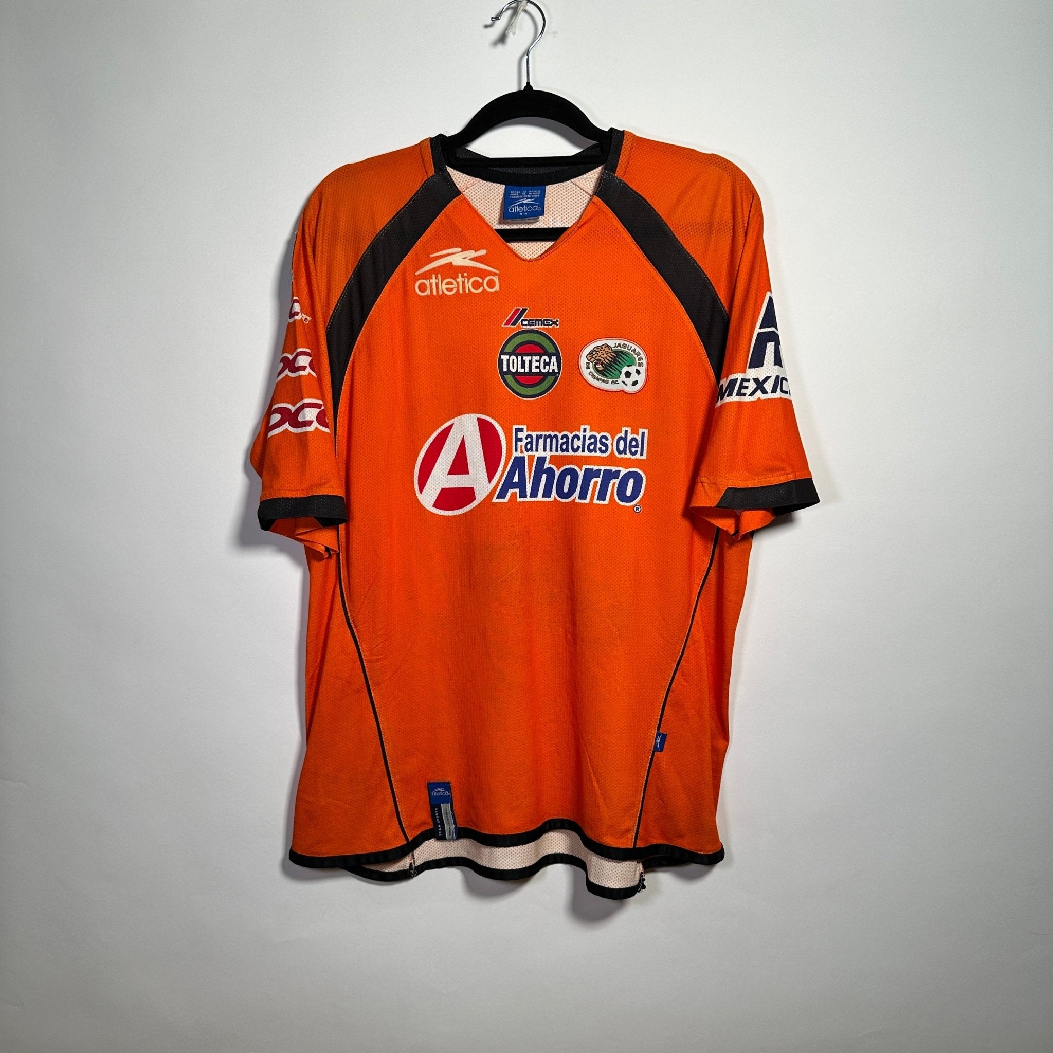 Jaguares de Chiapas Local 2004 - UTILERÍA Gilberto Mora - Talla M - YaelitoMix