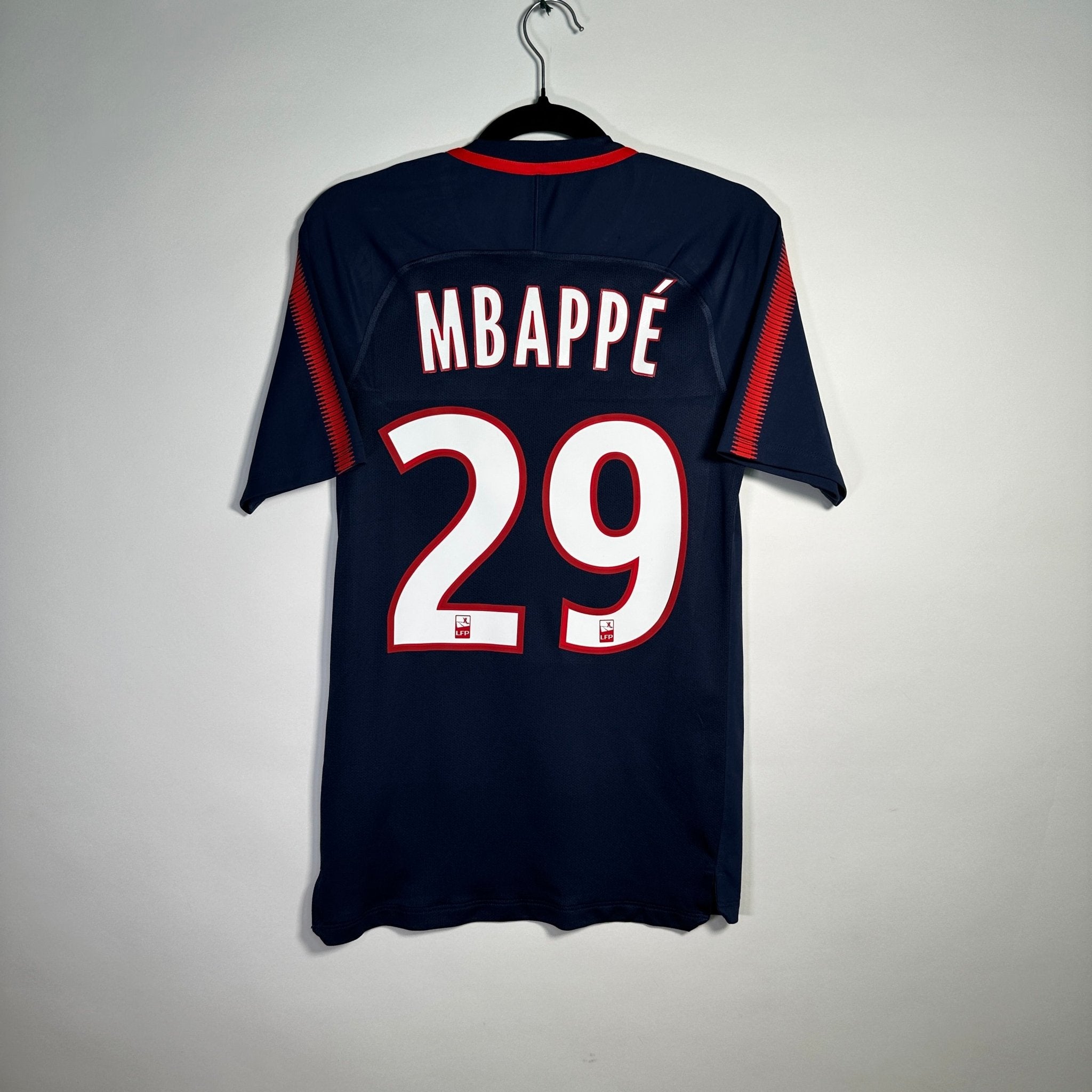 Paris Saint Germain Entrenamiento 2017 - Dorsal Mbappé - Talla S/CH - YaelitoMix