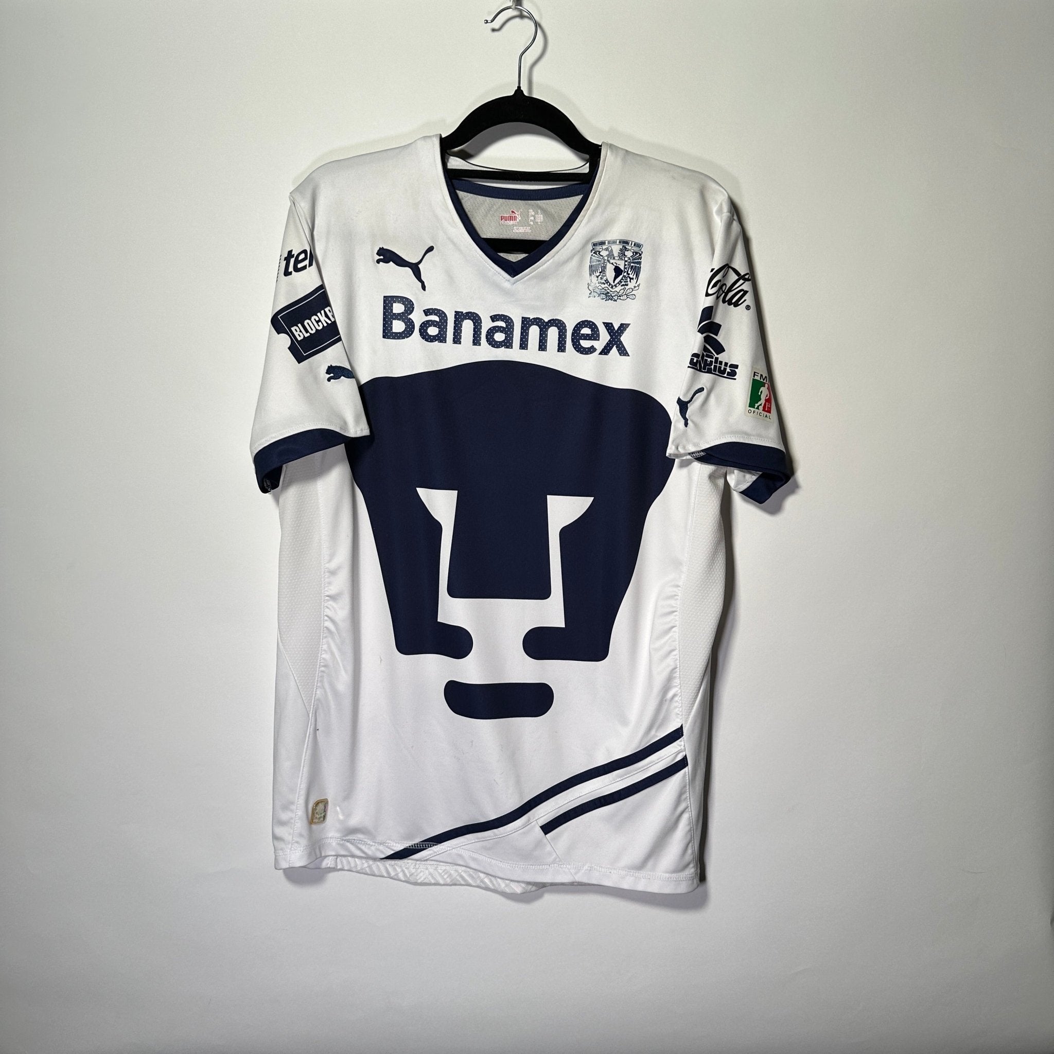 Pumas UNAM Local 2011 - Dorsal Verón - Talla L/G - YaelitoMix