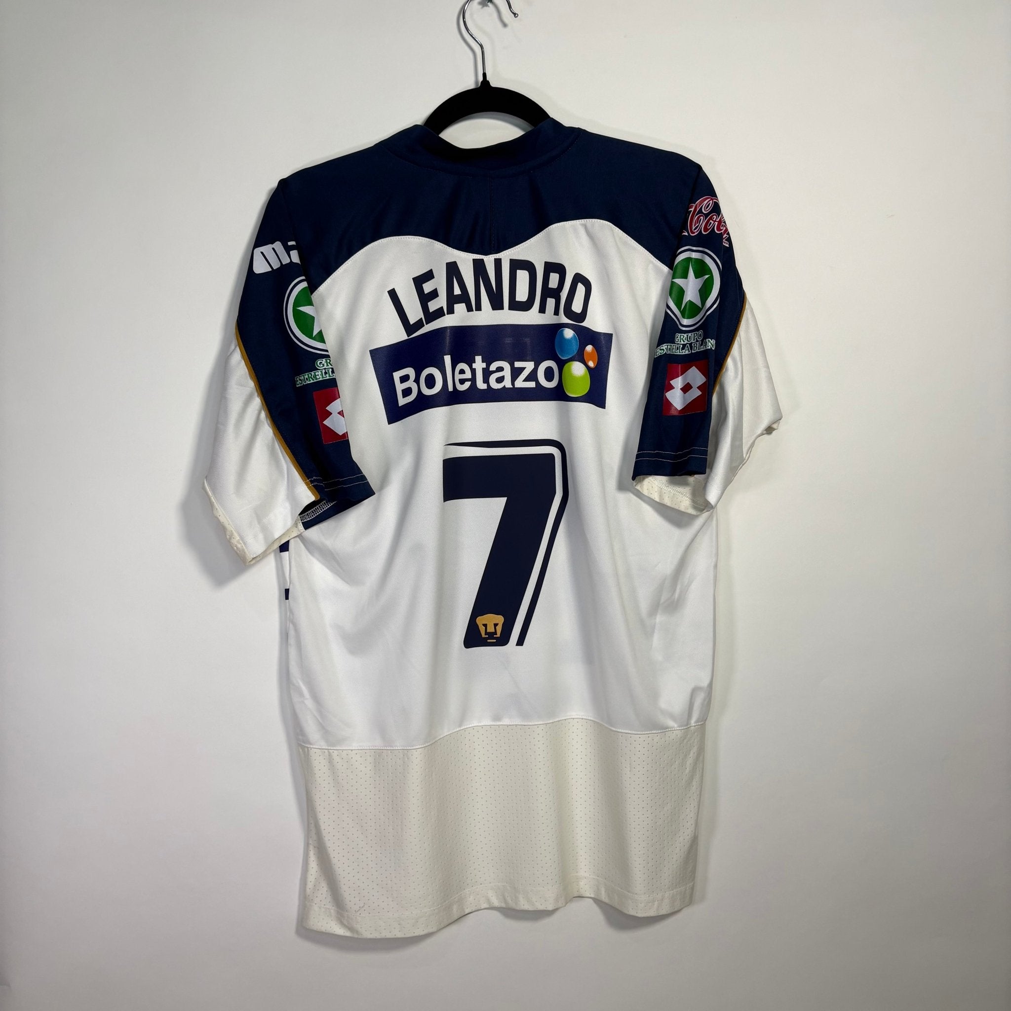 Pumas UNAM Visita 2006 - Dorsal Leandro - Talla L/G - YaelitoMix