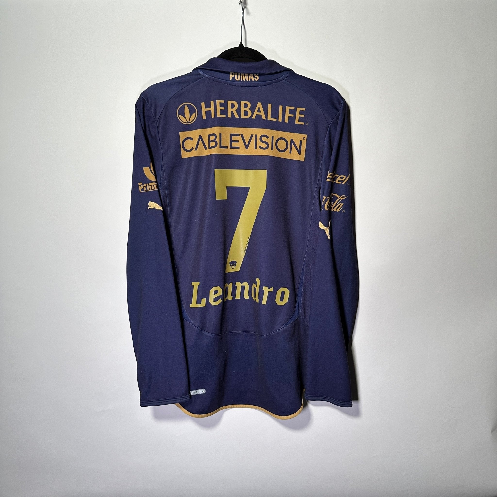 Pumas UNAM Visita 2010 - Dorsal Leandro (Manga Larga) - Talla M - YaelitoMix