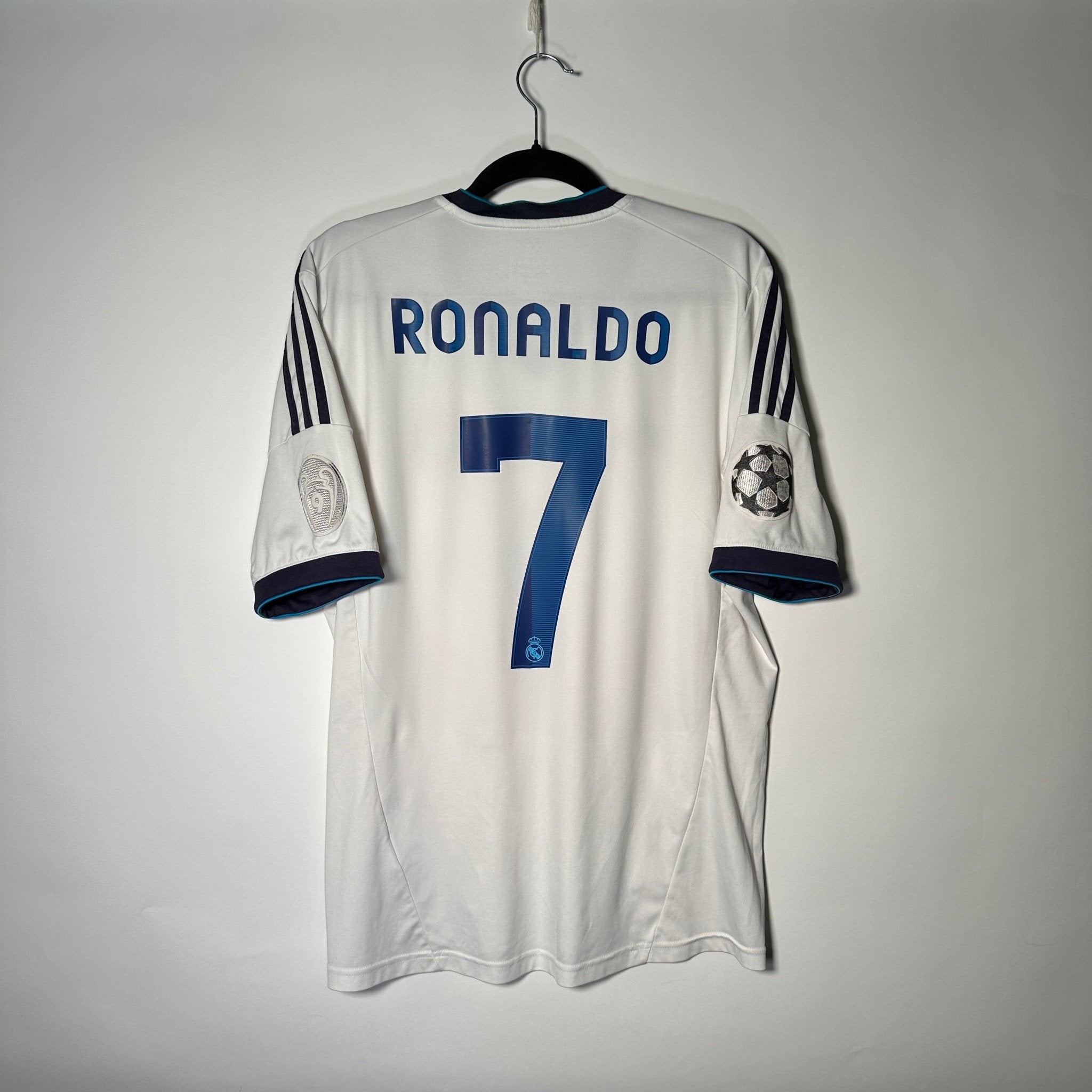 Real Madrid Local 2012 - Dorsal Cristiano Ronaldo (Parche Champions League) - Talla L/G - YaelitoMix