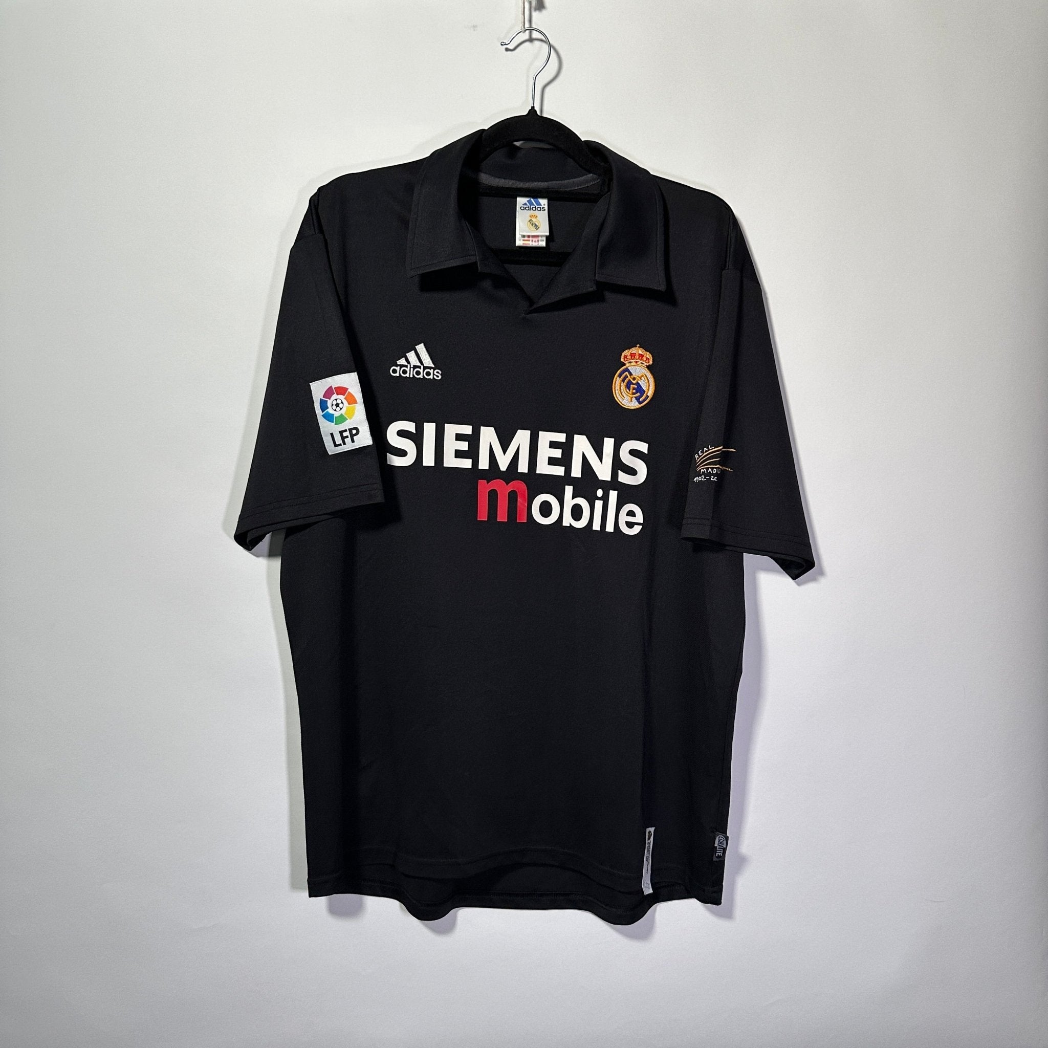 Real Madrid Visita 2002 – Dorsal Figo - Talla L/G - YaelitoMix