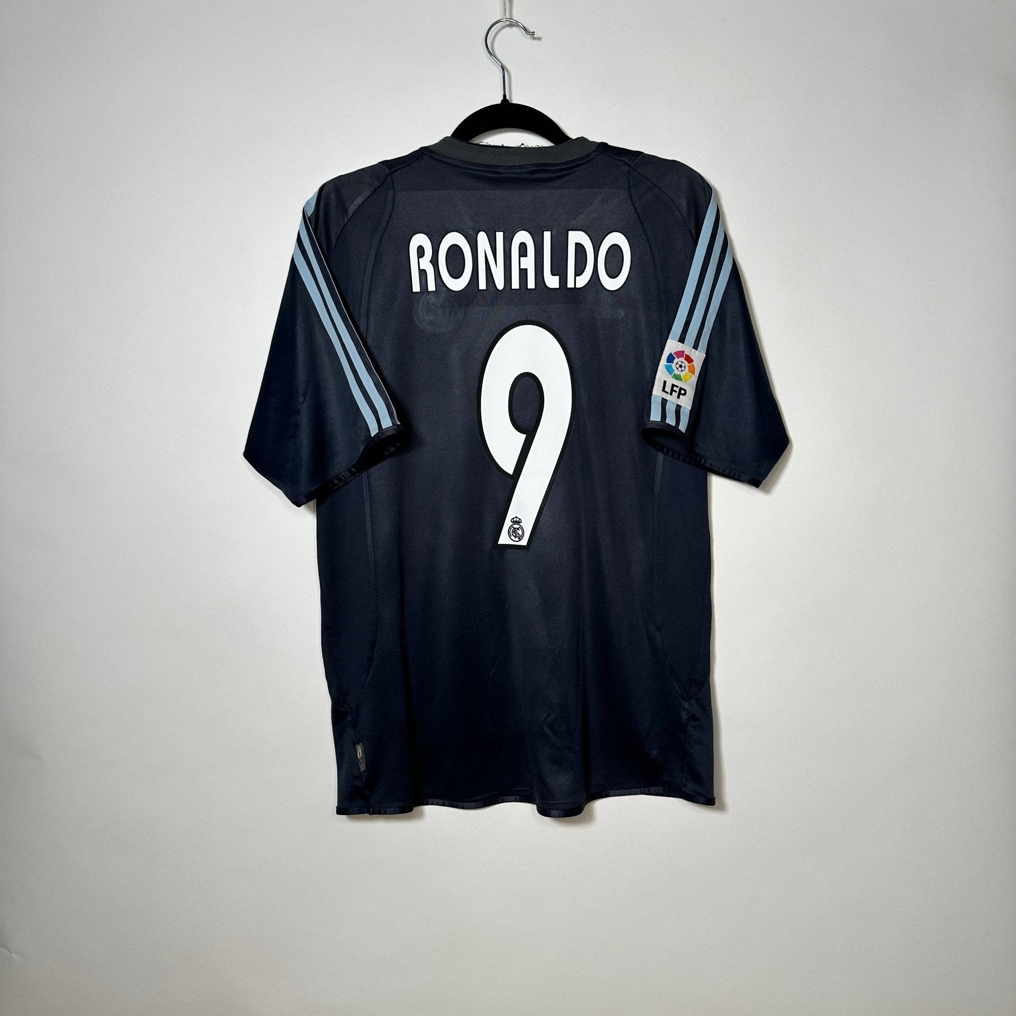 Real Madrid Visita 2003 - Dorsal Ronaldo - Talla M - YaelitoMix
