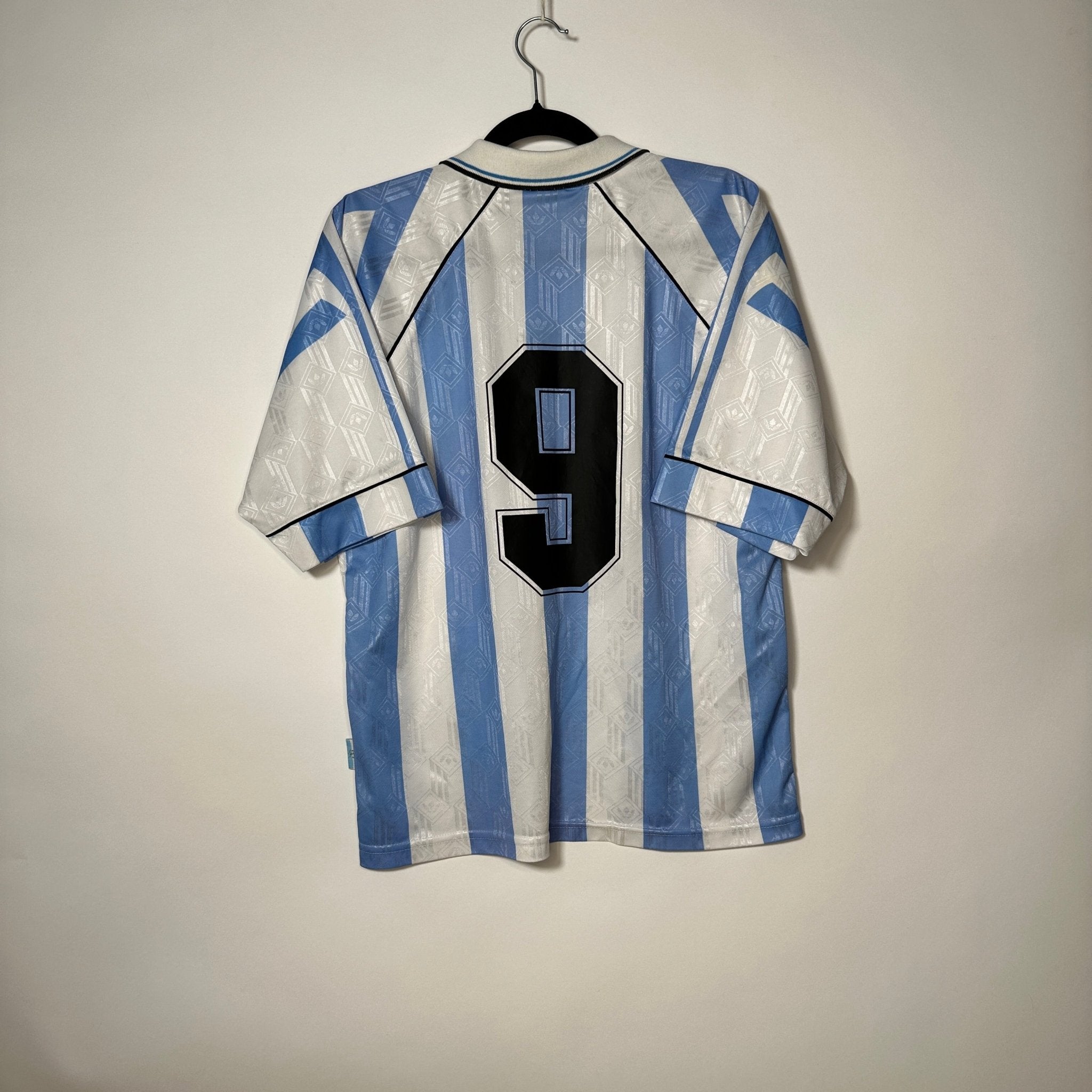 Selección de Argentina Local 1996 - Dorsal Batistuta - Talla M - YaelitoMix