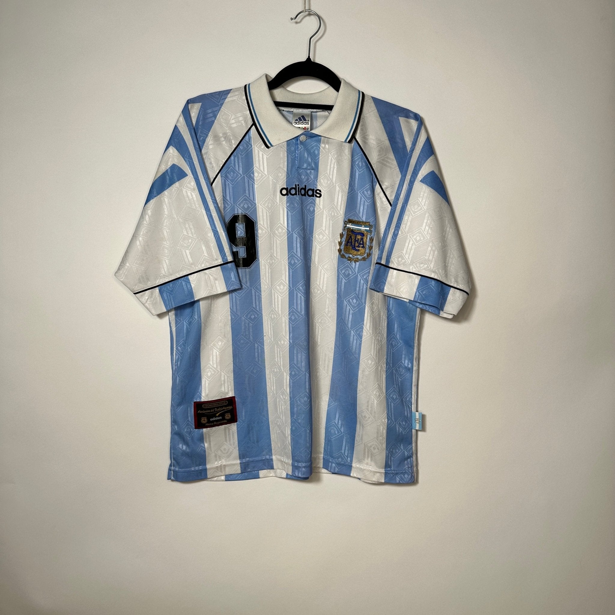 Selección de Argentina Local 1996 - Dorsal Batistuta - Talla M - YaelitoMix