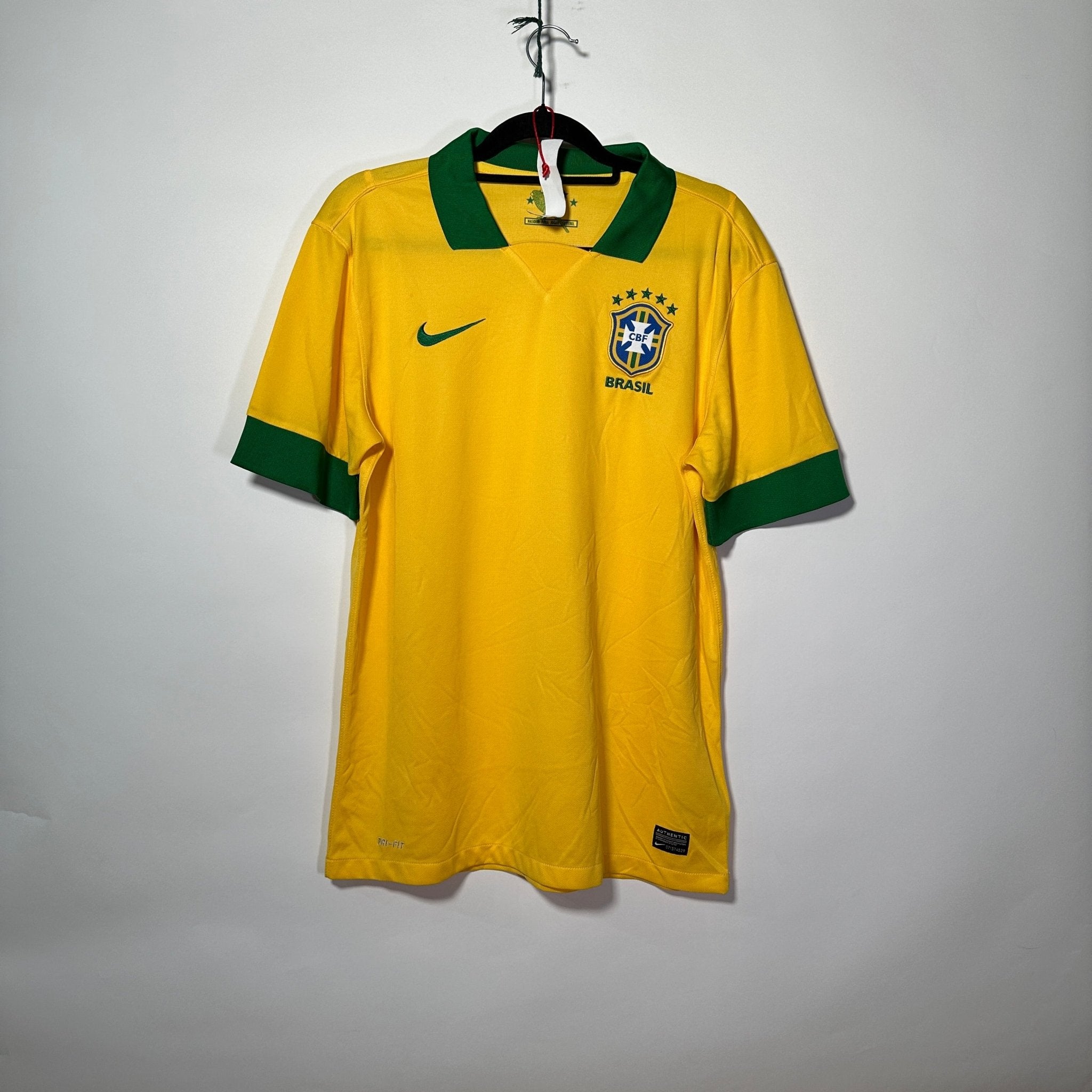 Selección de Brasil Local 2013 - Talla L/G - YaelitoMix