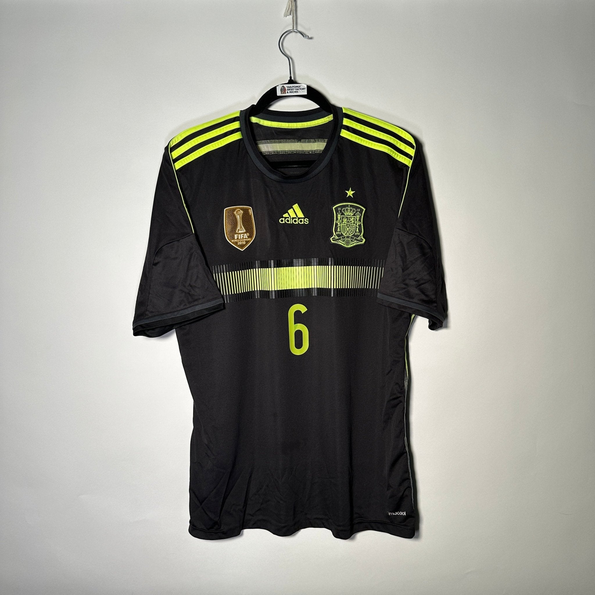 Selección de España Visita 2014 - Dorsal Iniesta - YaelitoMix