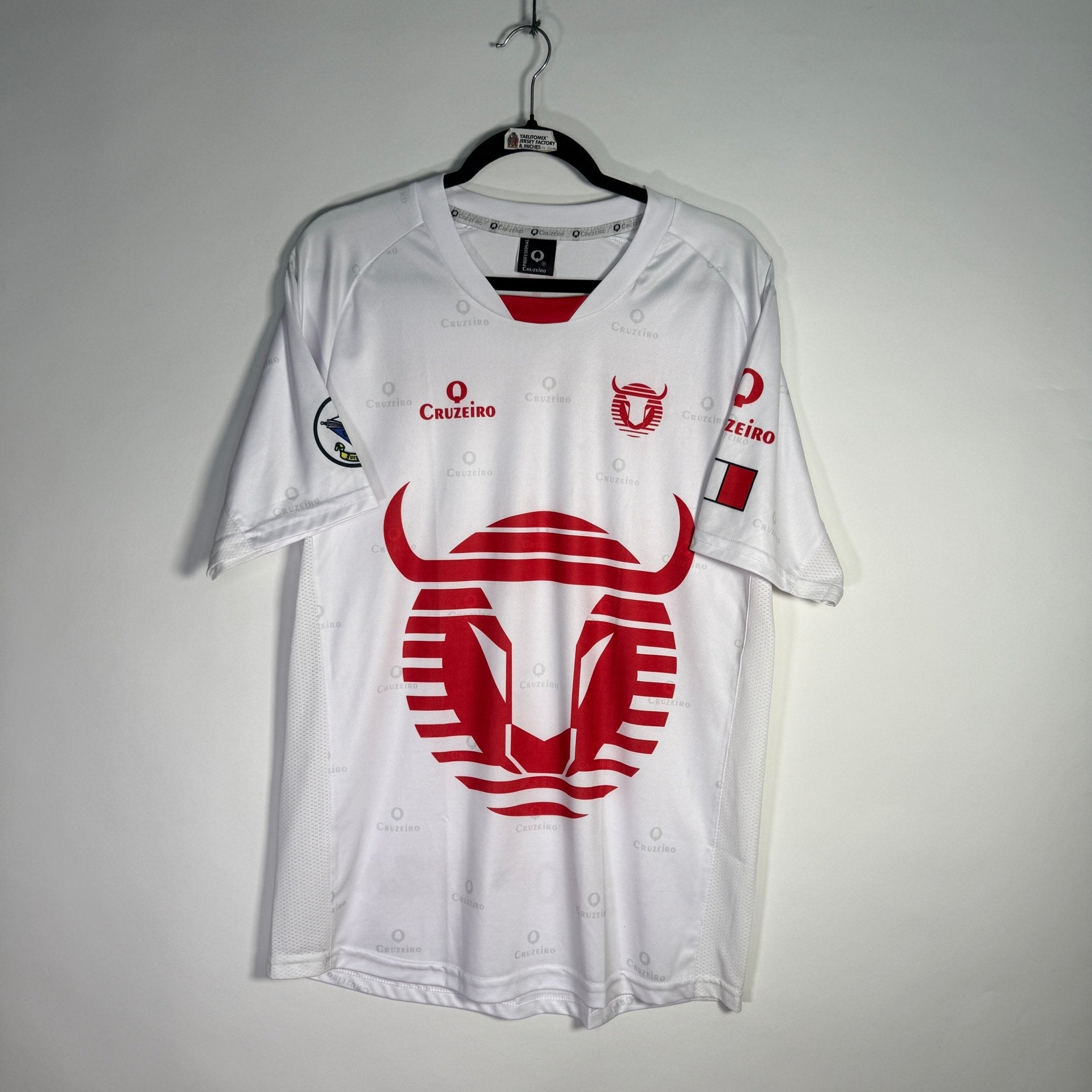 Toros Neza Visita 2001 - Talla L/G - YaelitoMix
